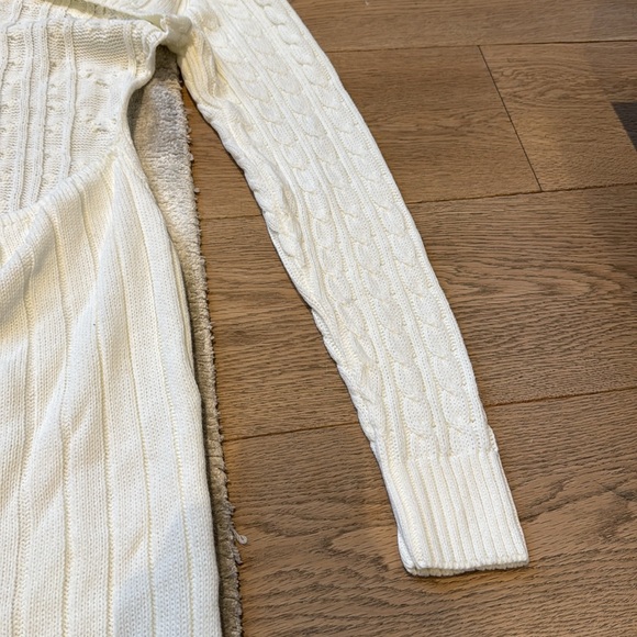 PrettyLittleThing Long Sleeve Sweater Dress - Picture 10 of 11